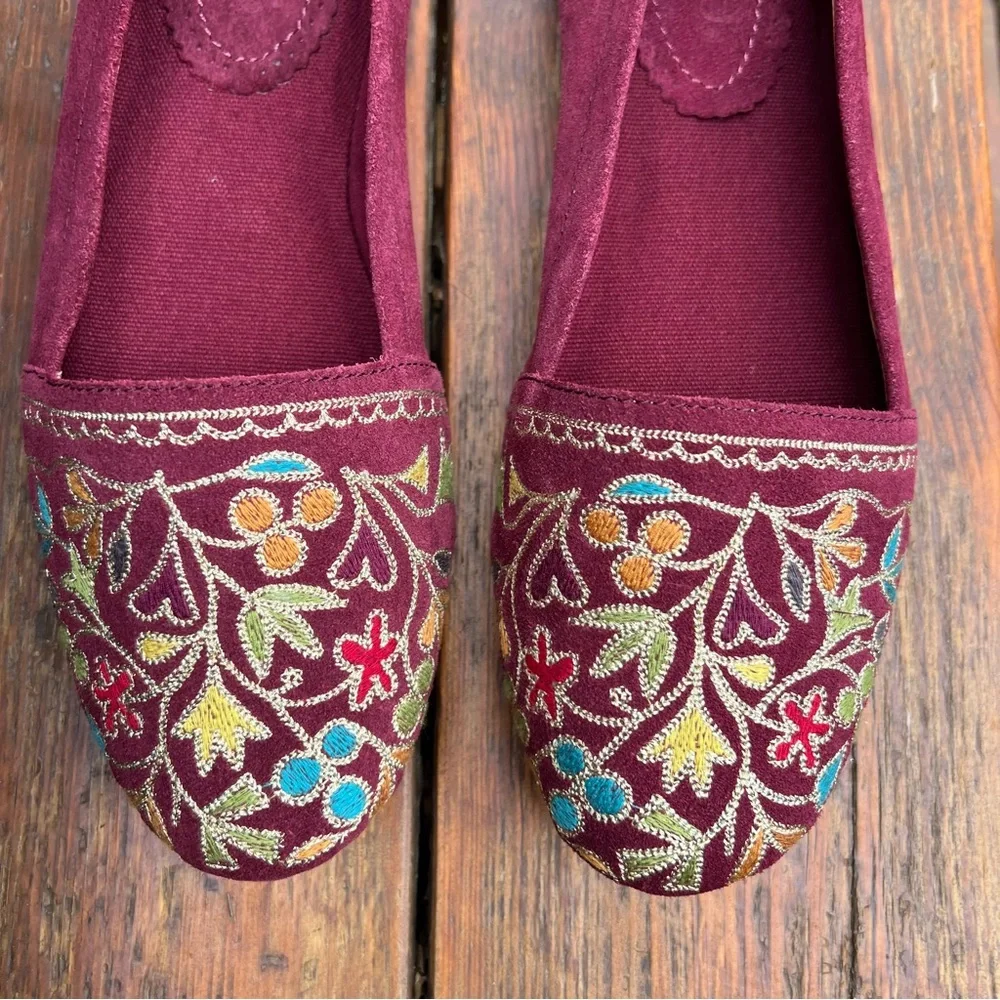 LATIGO BLISS ANTHROPLOGIE SUEDE LEATHER SLIP ON FLATS SIZE 9 - Picture 11 of 12